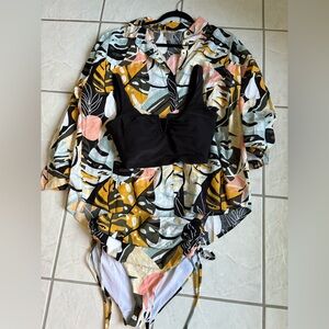 Black and Multicolor Women's Swim Set